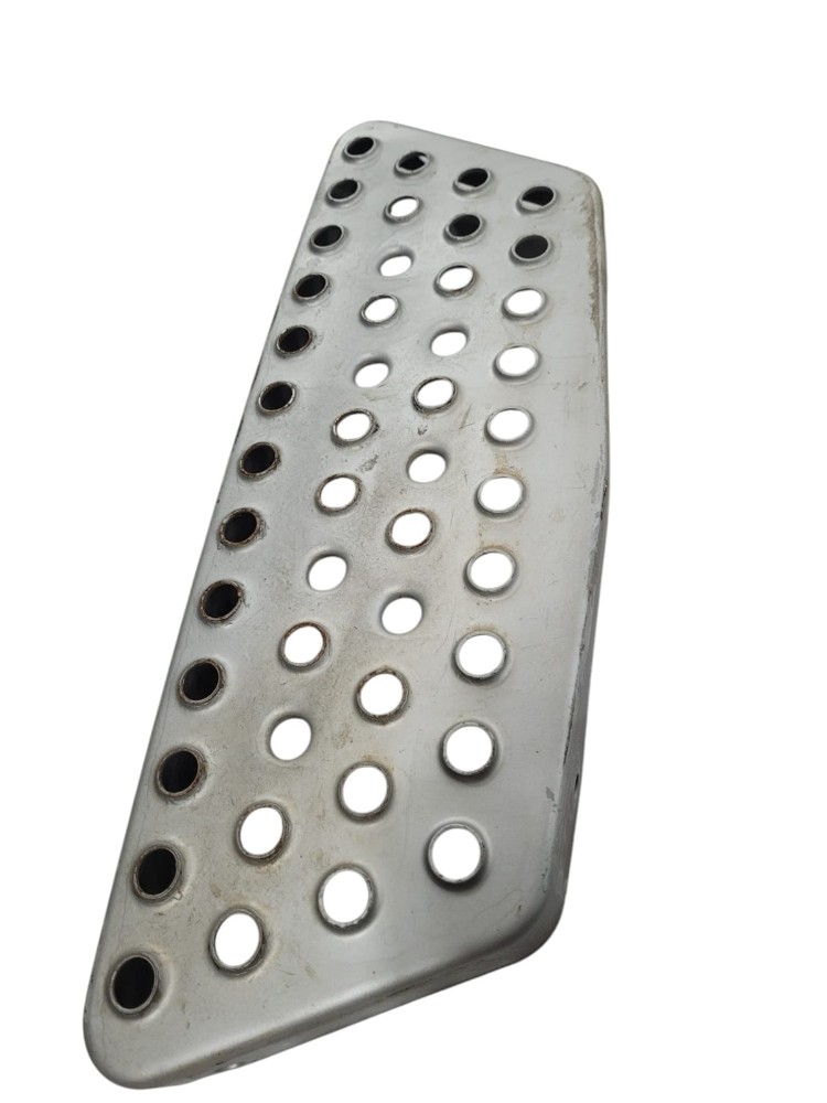 Estribo Pisante Man Tgx Superior 3