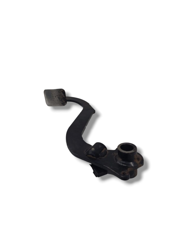 Pedal Embreagem Volvo Vm 270 2015 2