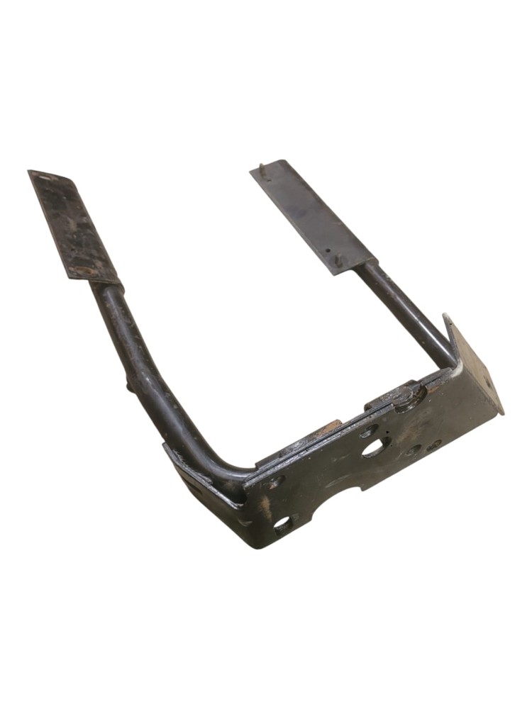 Suporte Paralama Volvo Vm Dianteiro Esquerdo 10