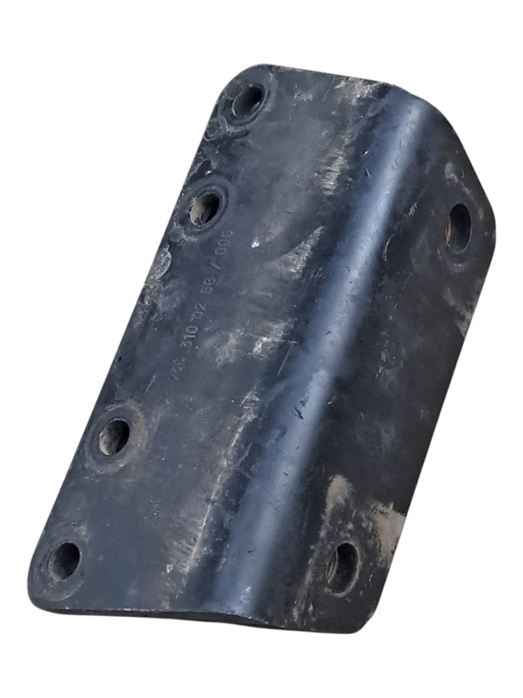 Suporte Console Inferior Cabine MB Axor 3