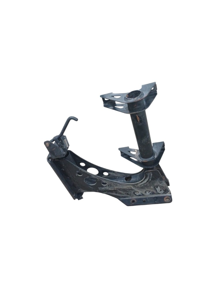 Suporte Paralama Vw Delivery Traseiro Direito 23b821152 2
