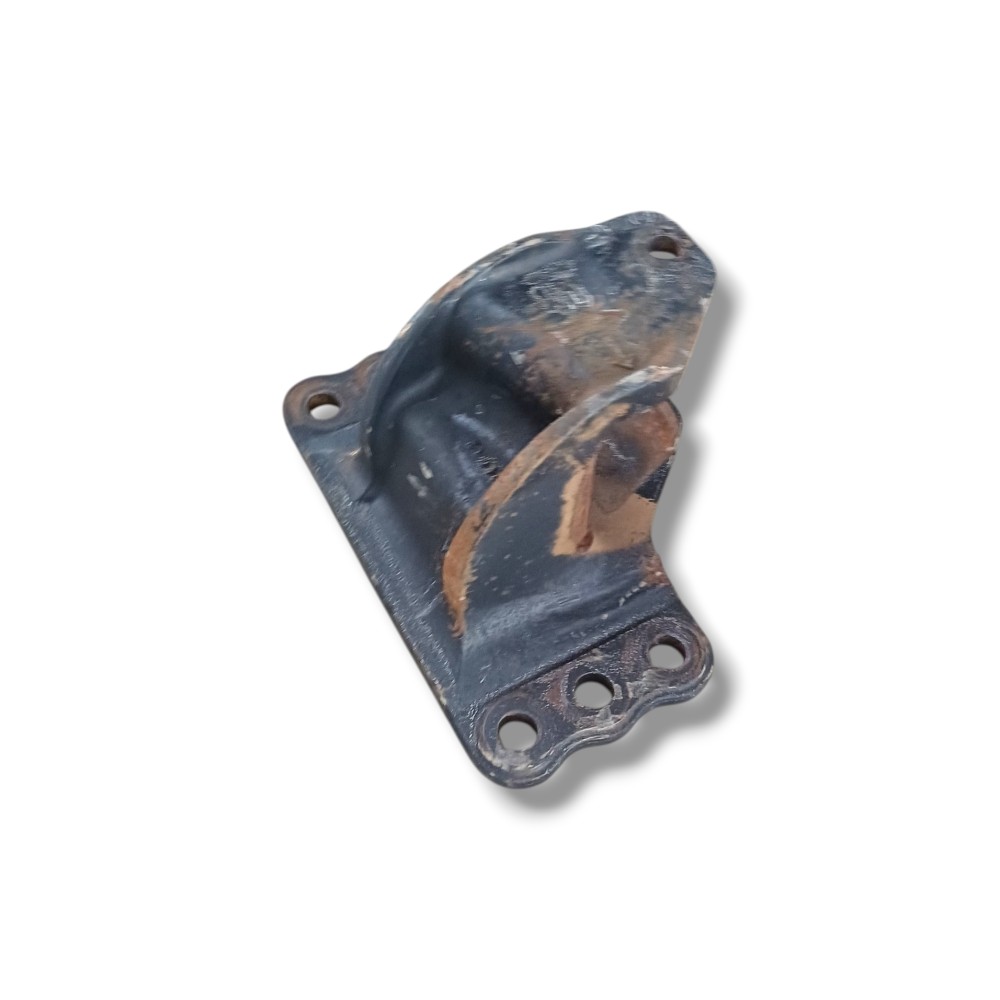 Suporte Mola Traseira Esquerda Vw 25.390 2013 Vn41 3