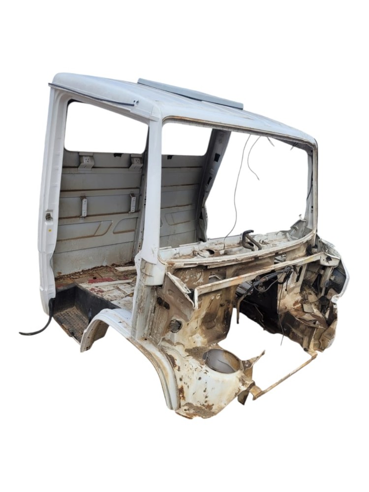 Cabine Mb 710 2011 3