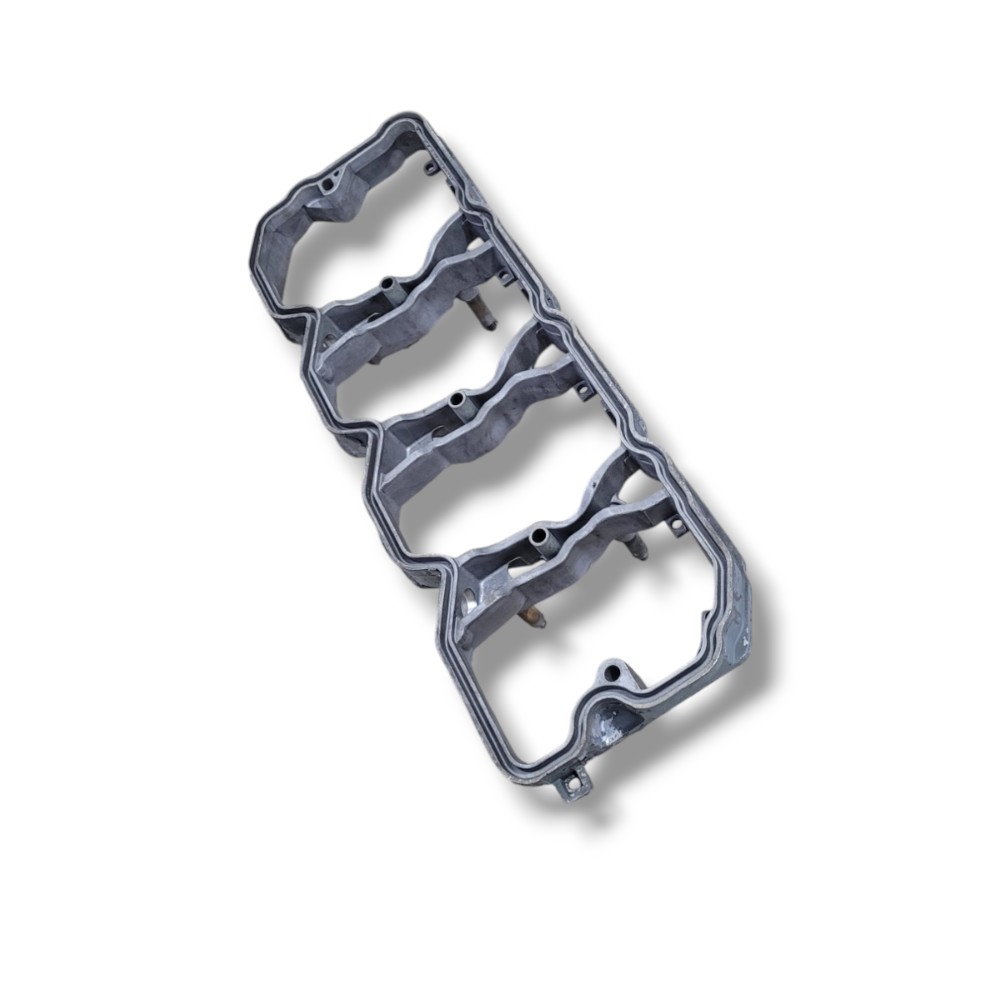Base Tampa Válvula Motor Cummins Ford Cargo 4938660