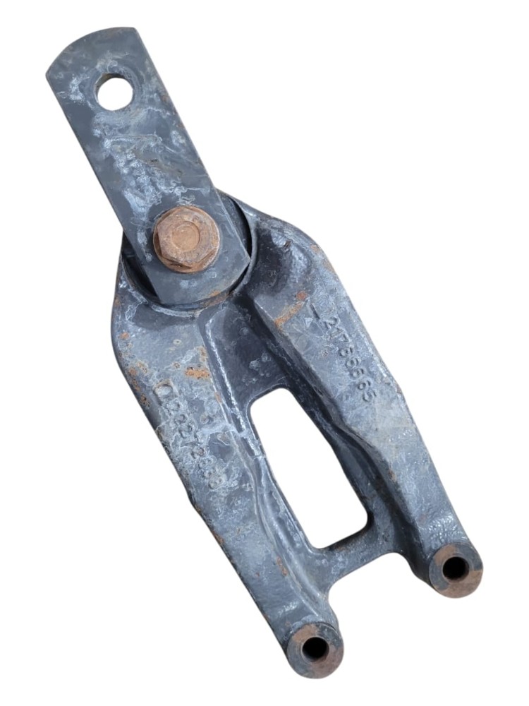 Suporte Feixe Mola Suspensão Volvo VM 21766665 5