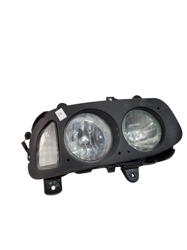 Farol Mb Atego 2433 Esquerdo  Esquerdo/motorista 1