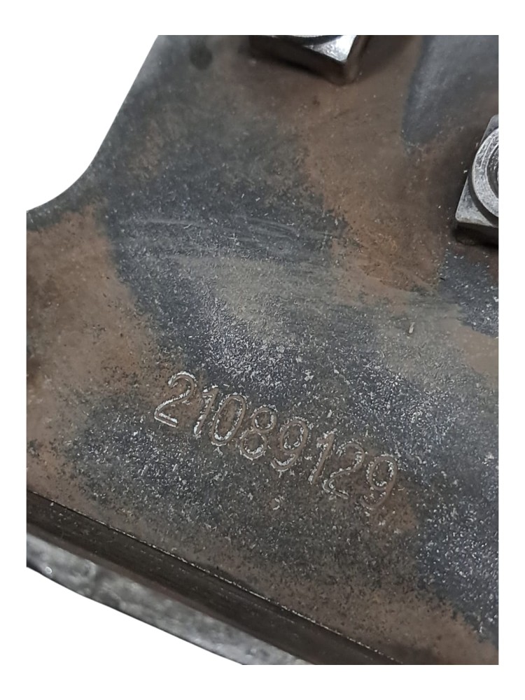 Suporte Sistema Arrefecimento Volvo FH D13 5