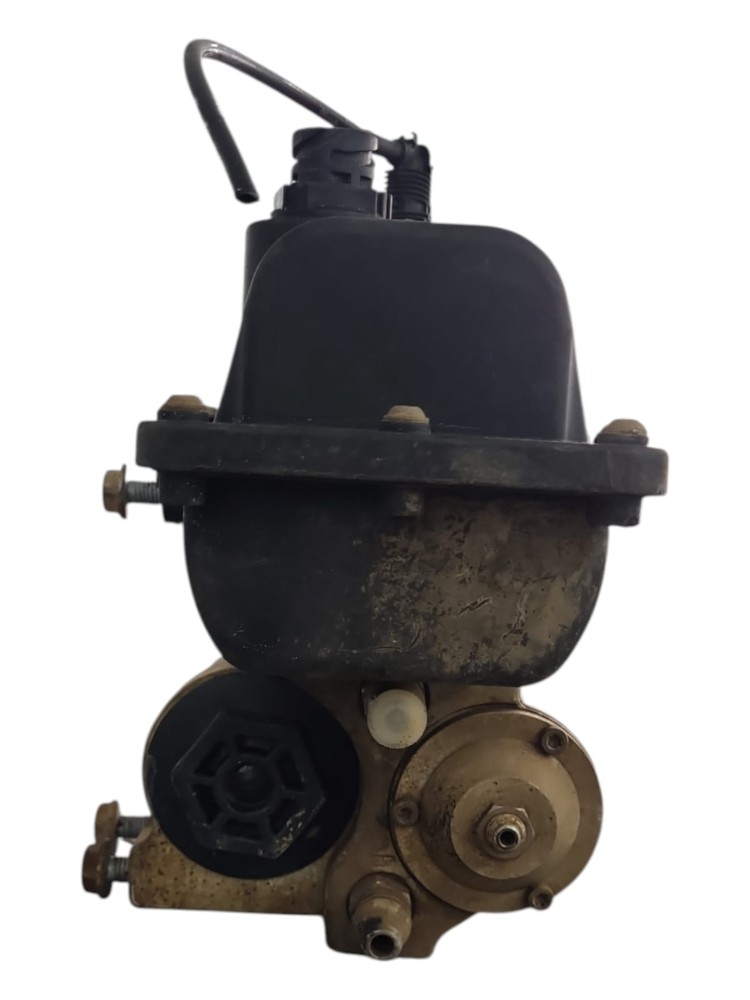 Bomba Injetora Arla MB Accelo 1016 2014 VA152 4