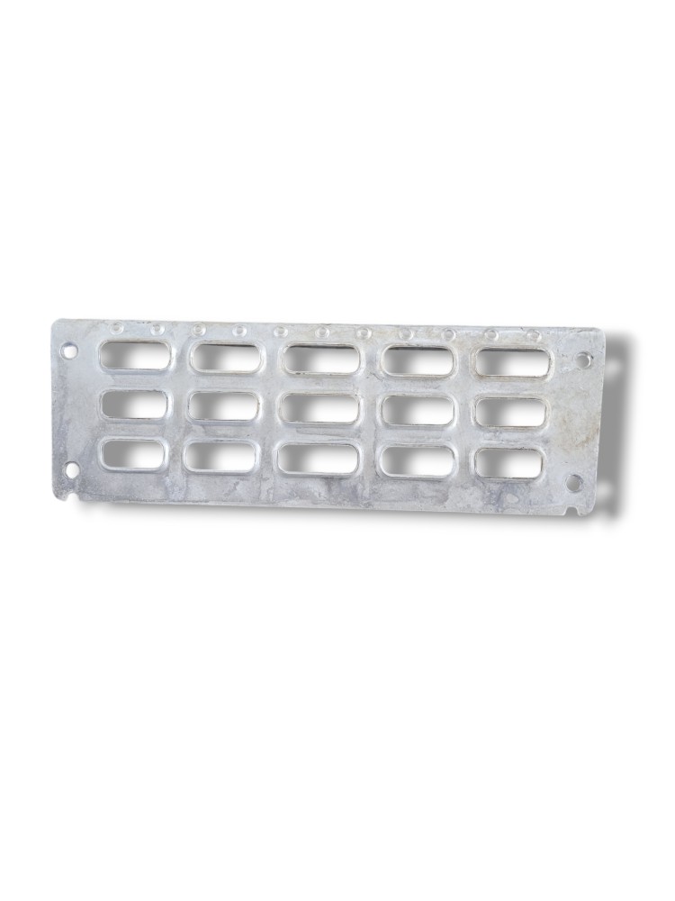 Chapa Pisante Estribo Maior Volvo Fh 3