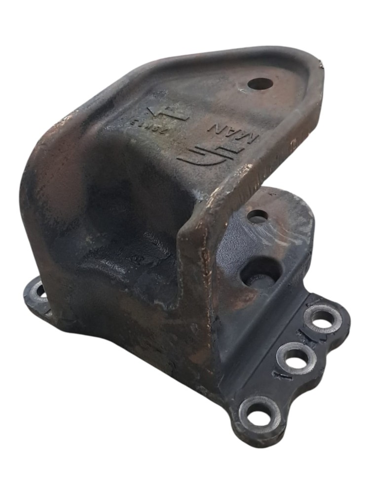 Suporte Suspensao Traseira L. Direito MAN TGX 28440 2014 2