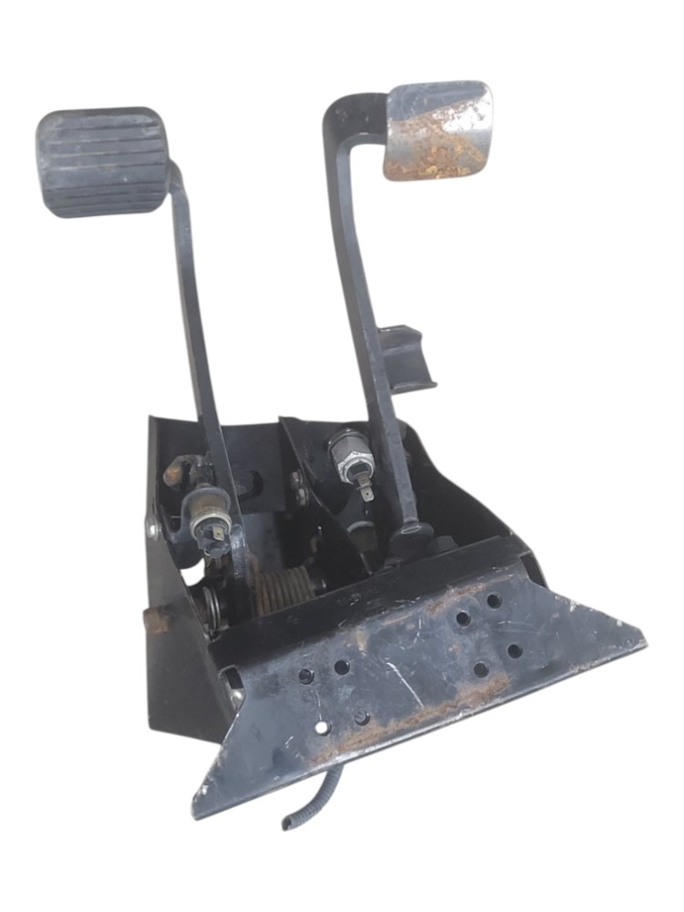 Suporte Pedal Embreagem Scania 1