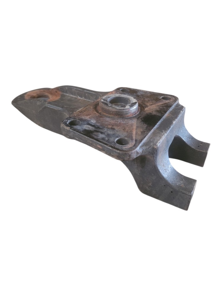Suporte Amortecedor Eixo Traseiro Volvo Fh 5