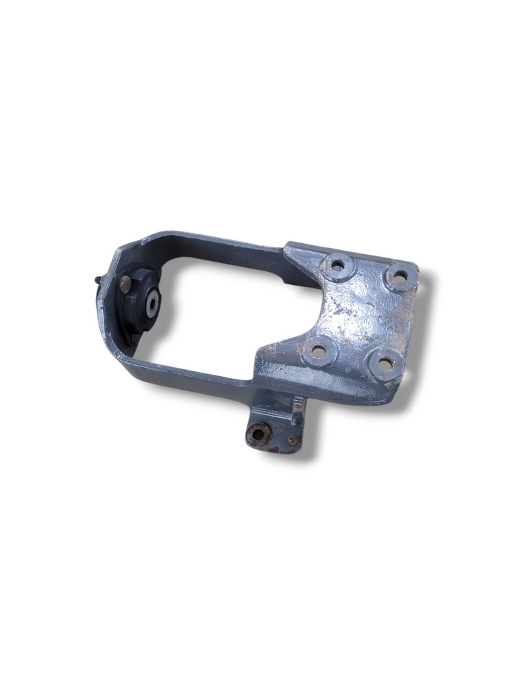 Suporte Traseiro Cabine Scania 2015