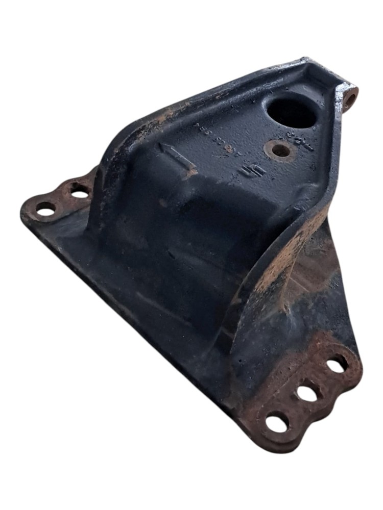 Suporte Dianteiro Molejo Truck L.Direito SUSPENSYS 2