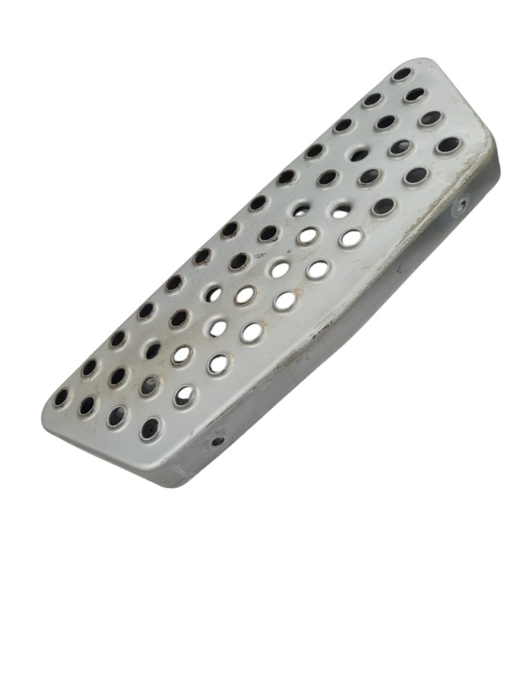 Estribo Pisante Man Tgx Superior 2