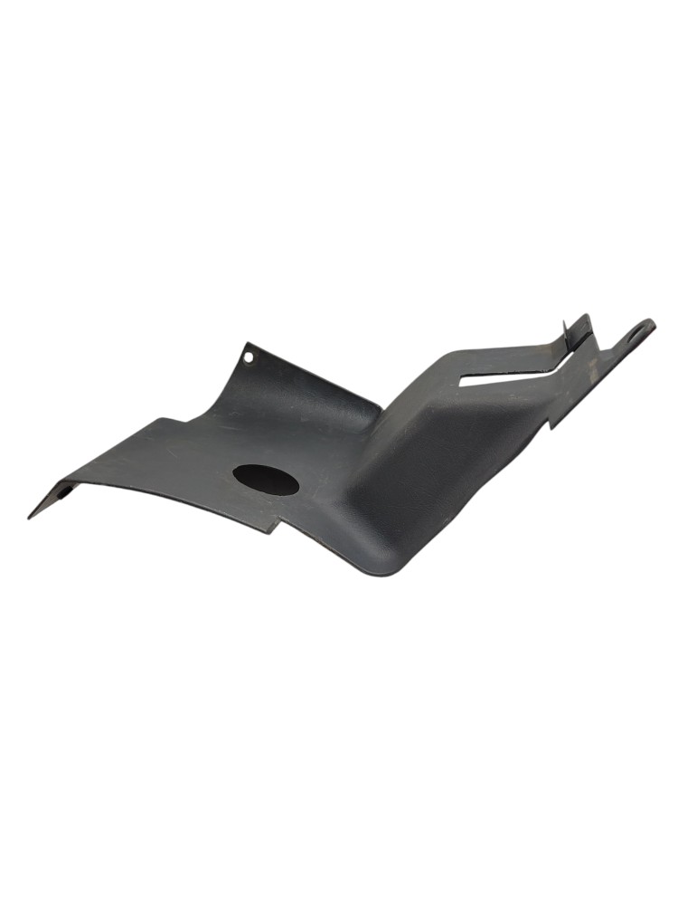Acabamento Moldura Pedal Painel Inferior Volvo 5