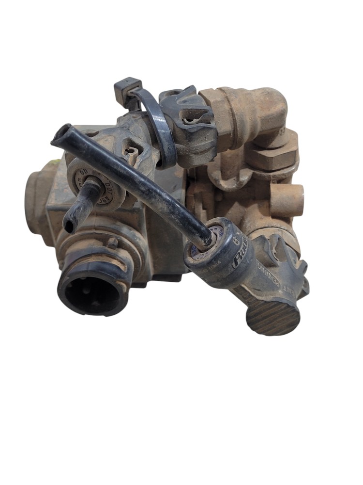 Valvula Solenoide Volvo 1
