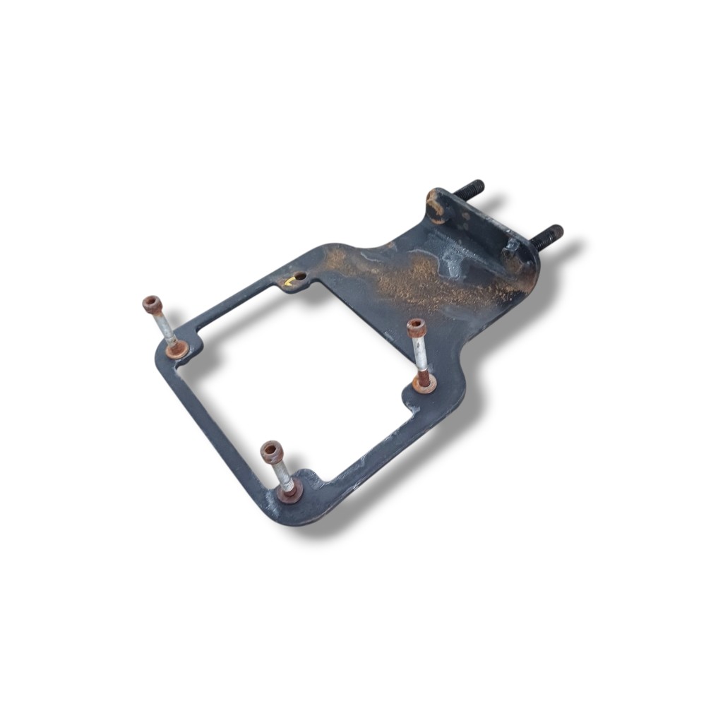 Suporte Bomba Arla Vw 25.390 2013 Vn41 3