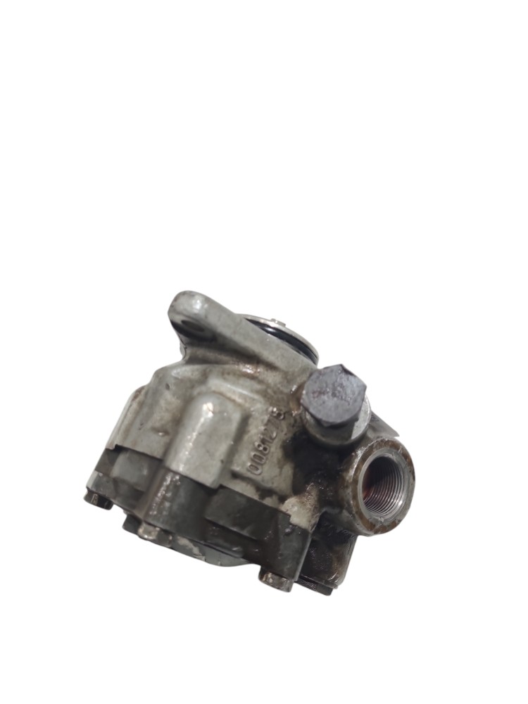 Bomba Hidraulica MB Accelo 815 2018 0081278 5