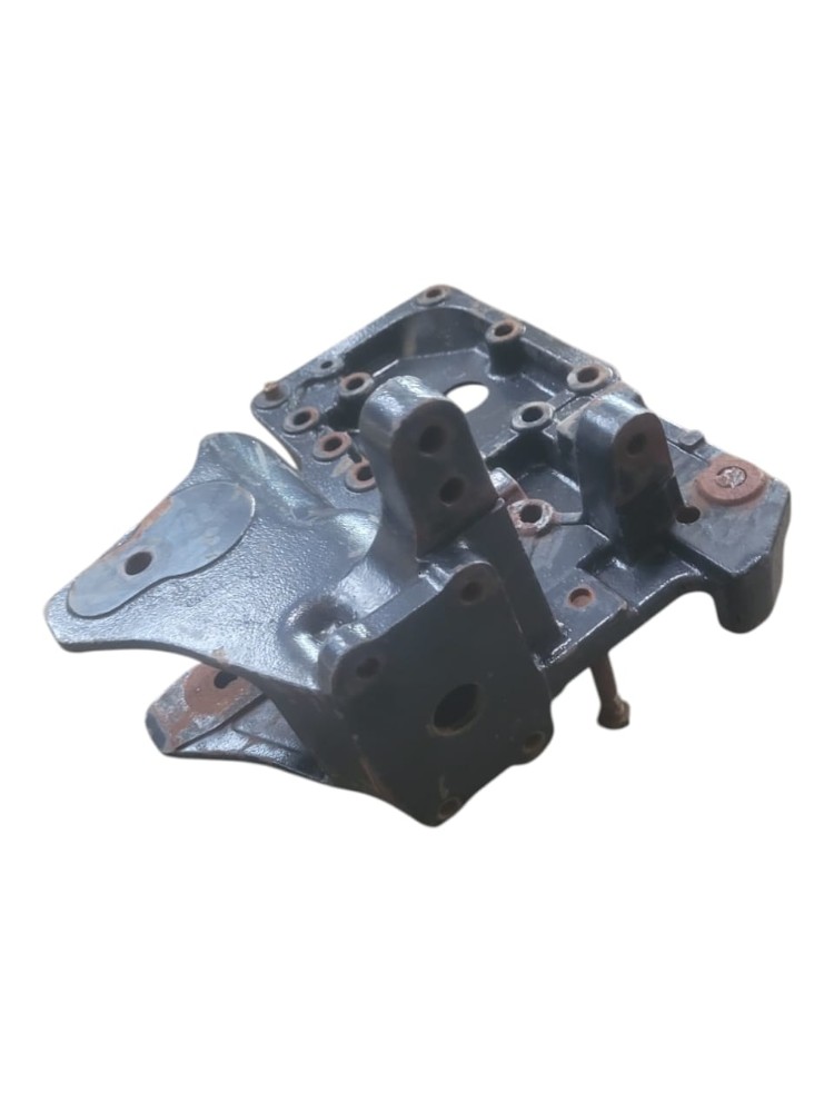Suporte Travessa Volvo Vm 5