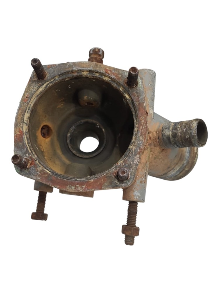 Carcaca Valvula Termostatica Scania Tr 113 4