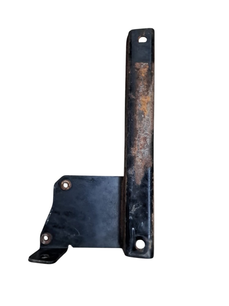 Suporte Bomba Arla Volvo Vm 5