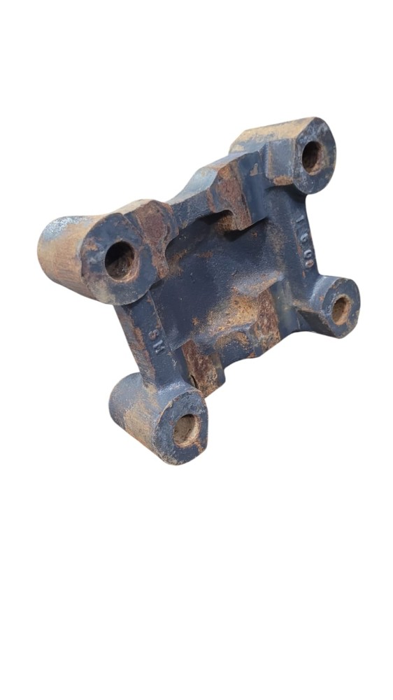Suporte Diferencial Iveco Traseiro 4