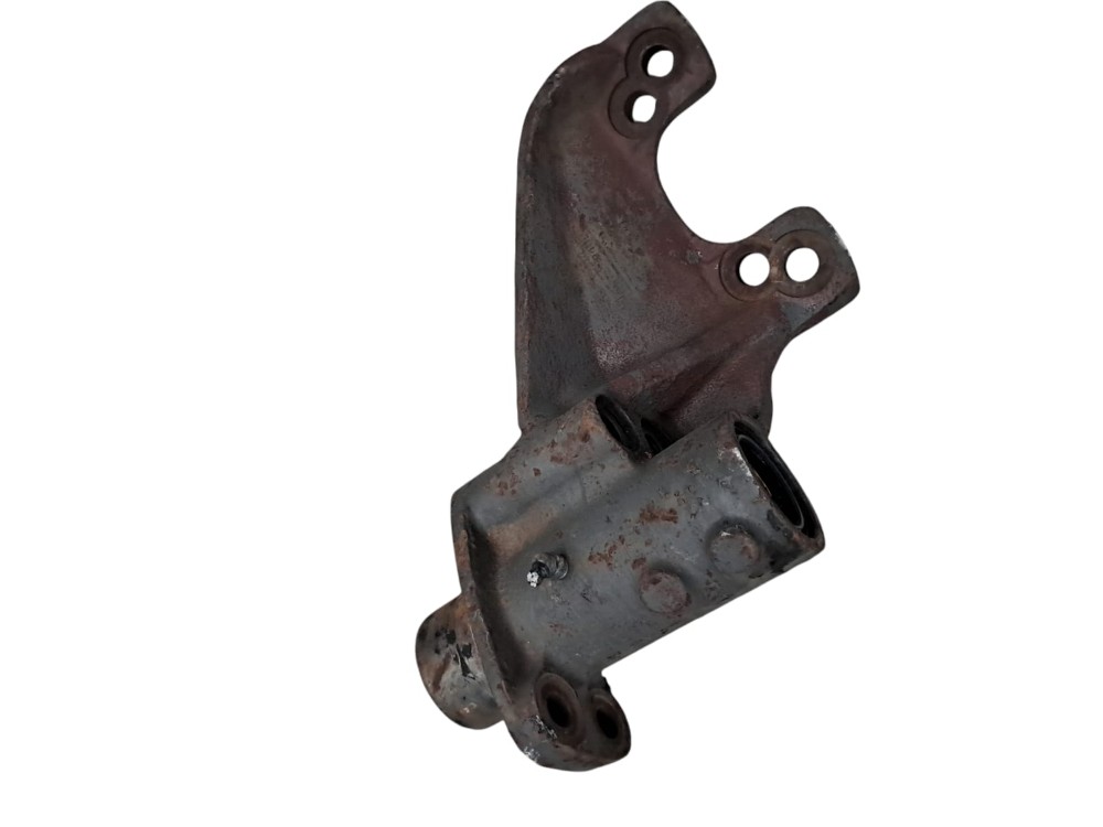 Suporte Cuica Volvo Direito 4