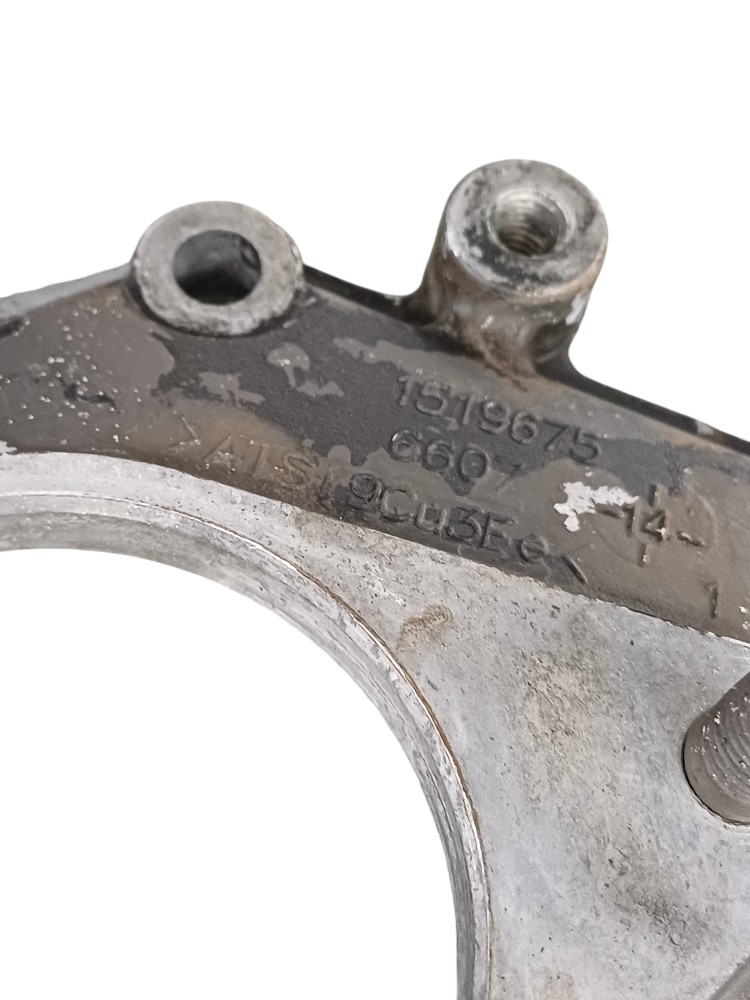 Flange Fixação Bomba Scania R144 4