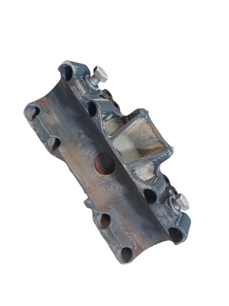 Suporte Tirante em V Volvo Fh4 Fm4 6