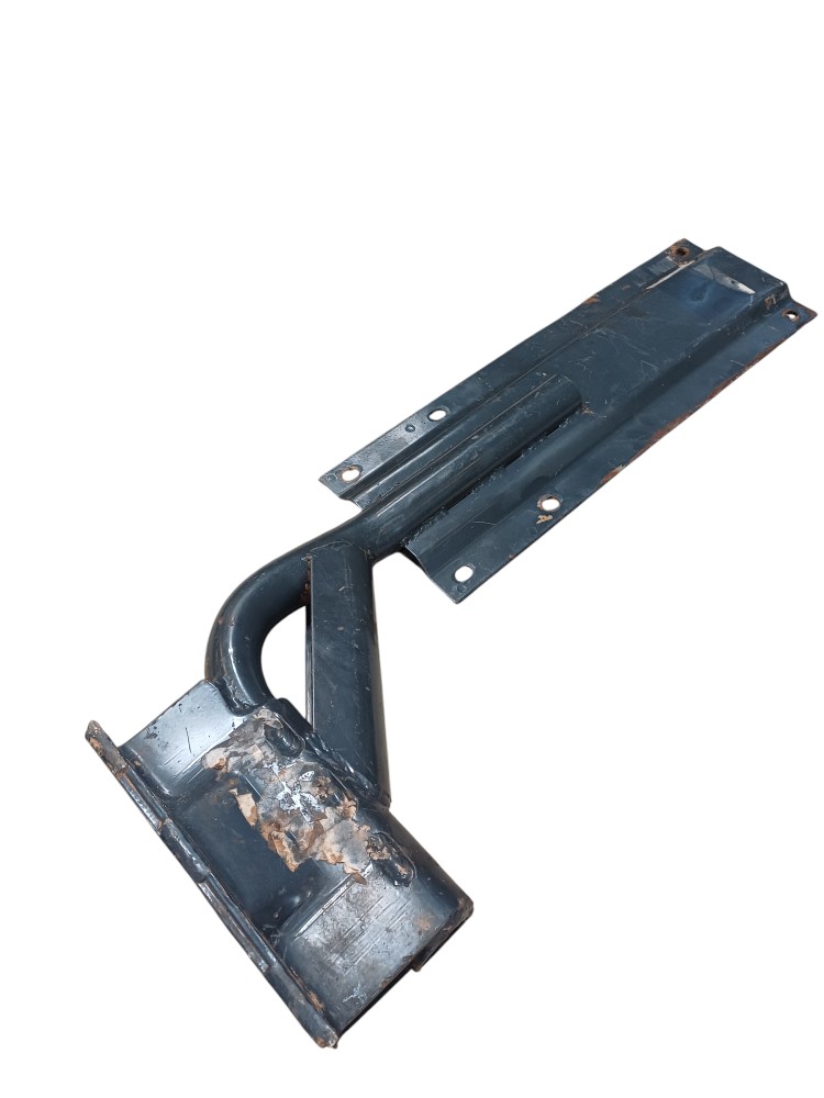 Suporte Paralama Esquerdo Iveco Stralis 2