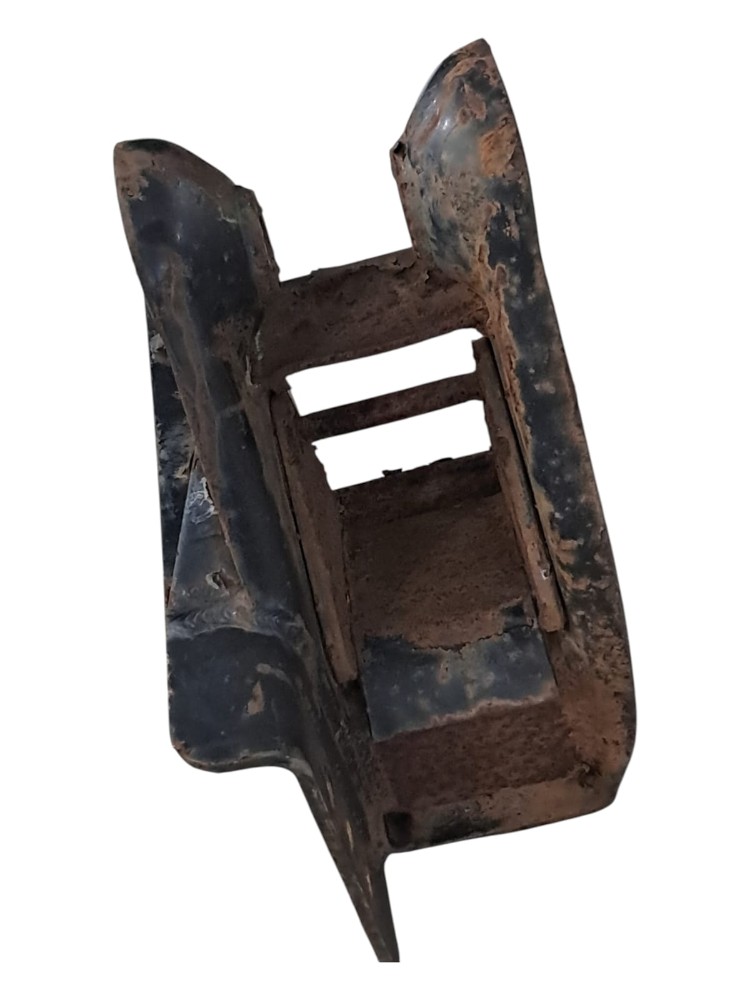 Suporte Mola Central Truck Suspensys 6