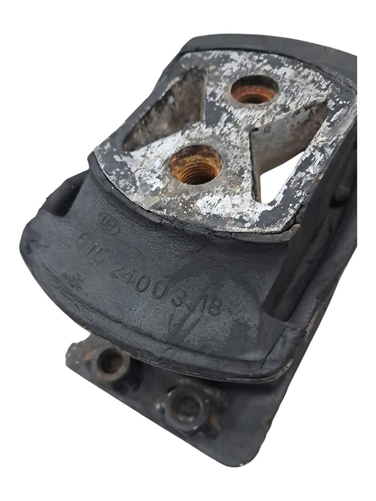 Coxim Motor Traseiro Mb 1318 1418 1518 1618 4