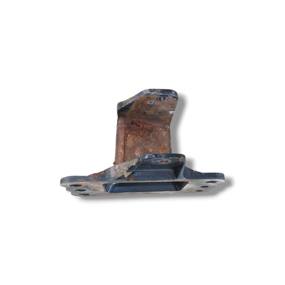Suporte Mola Traseira Esquerda Vw 25.390 2013 Vn41 6