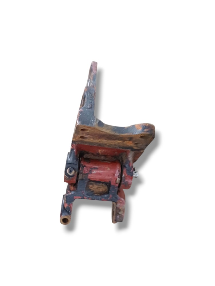 Suporte Mola Traseira Mb 5