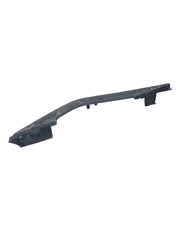 Moldura Parachoque Direito Iveco Eurotech 2005 3