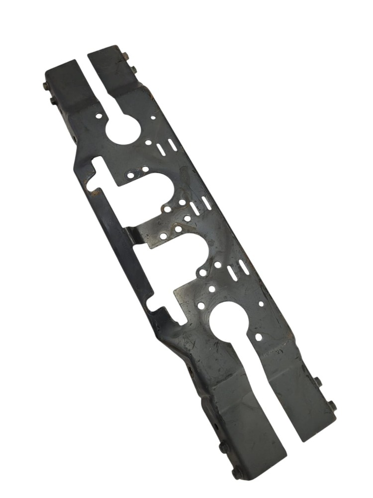 Suporte Fixacao Travessa Scania