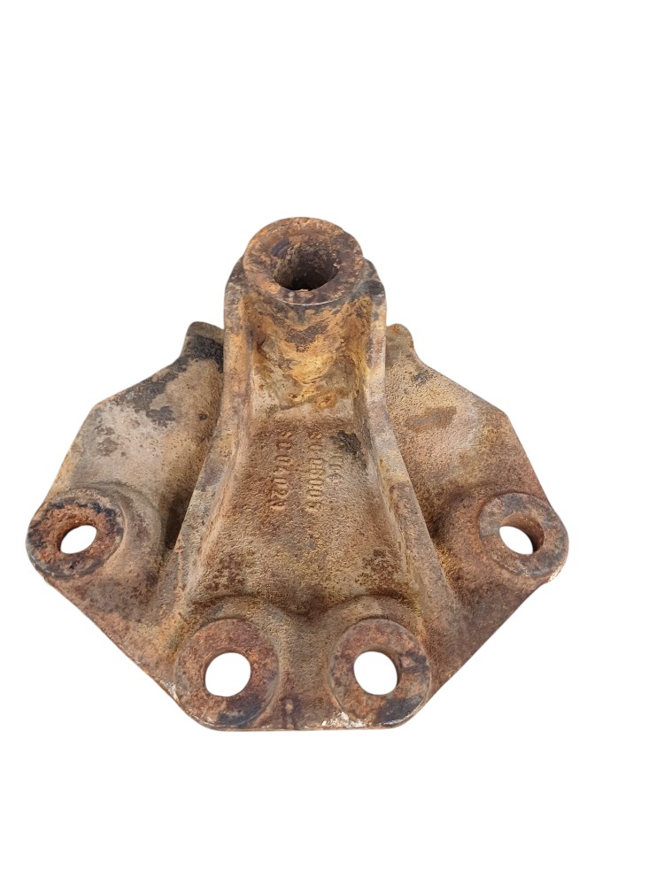Suporte Mola Dianteiro Ford Cargo 3