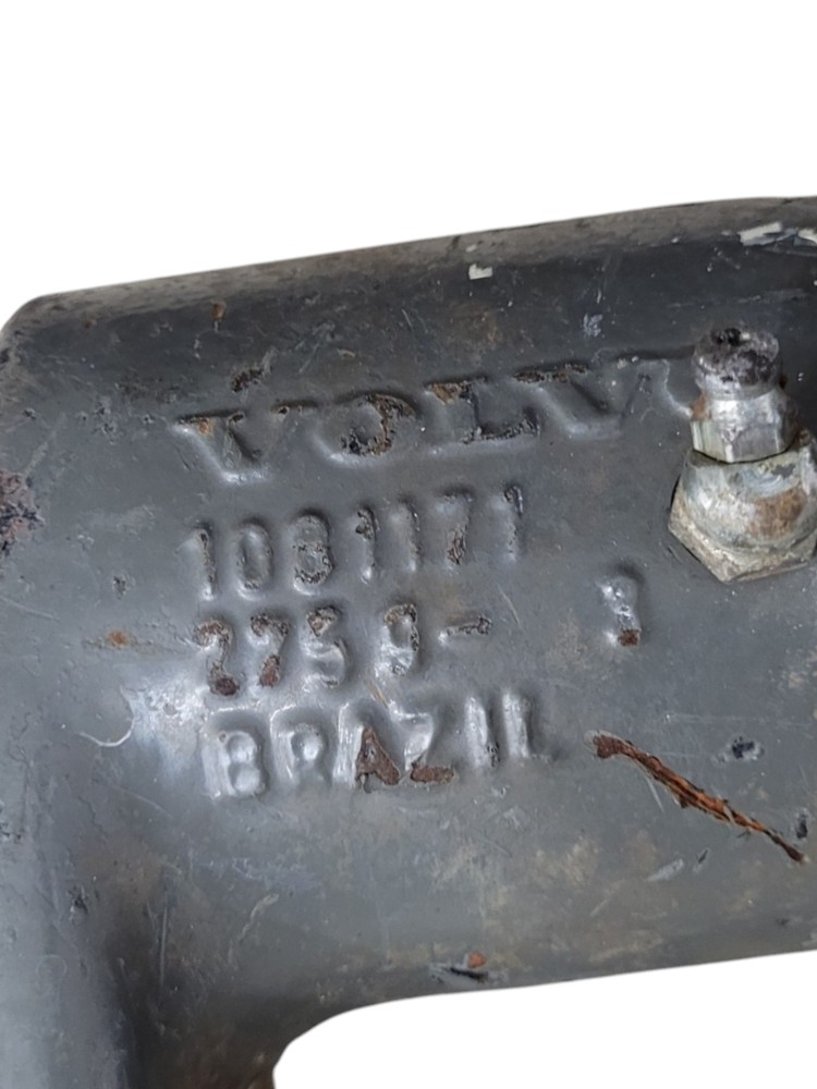 Suporte Cuica Volvo Dianteiro Direito 5