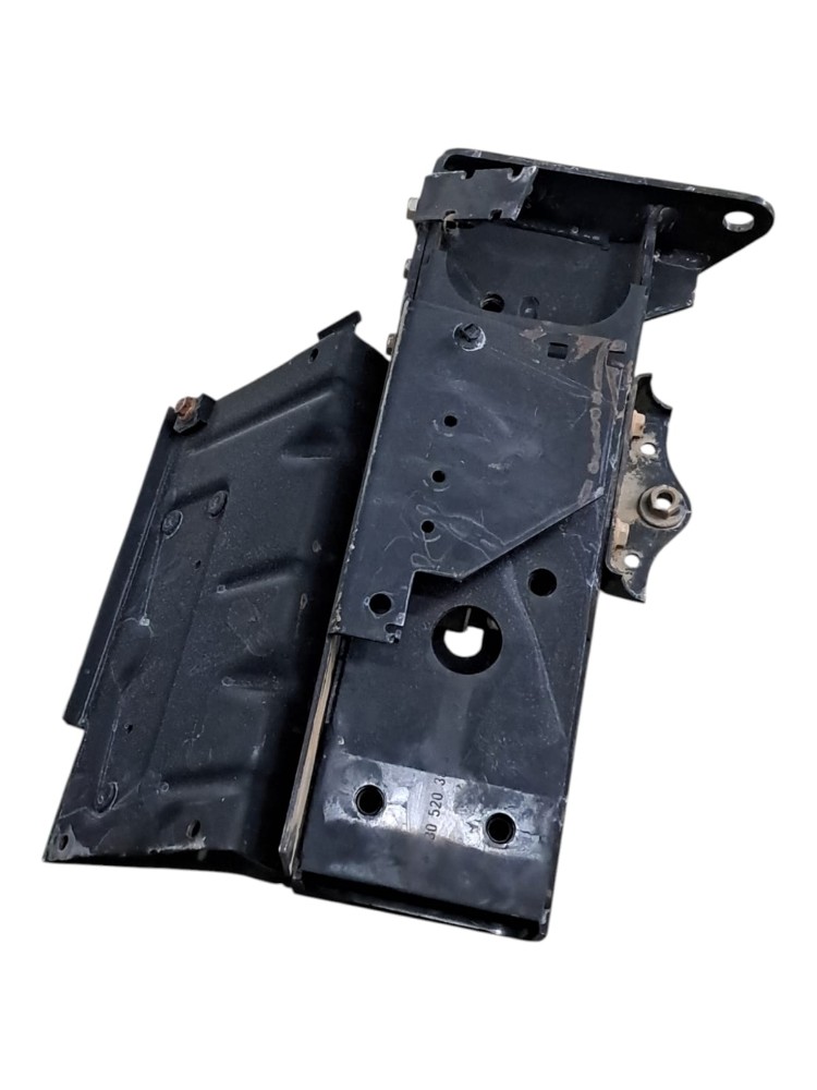 Suporte Estribo L.D. Acesso Cabine Mb Actros 2651 2019 VN187 2