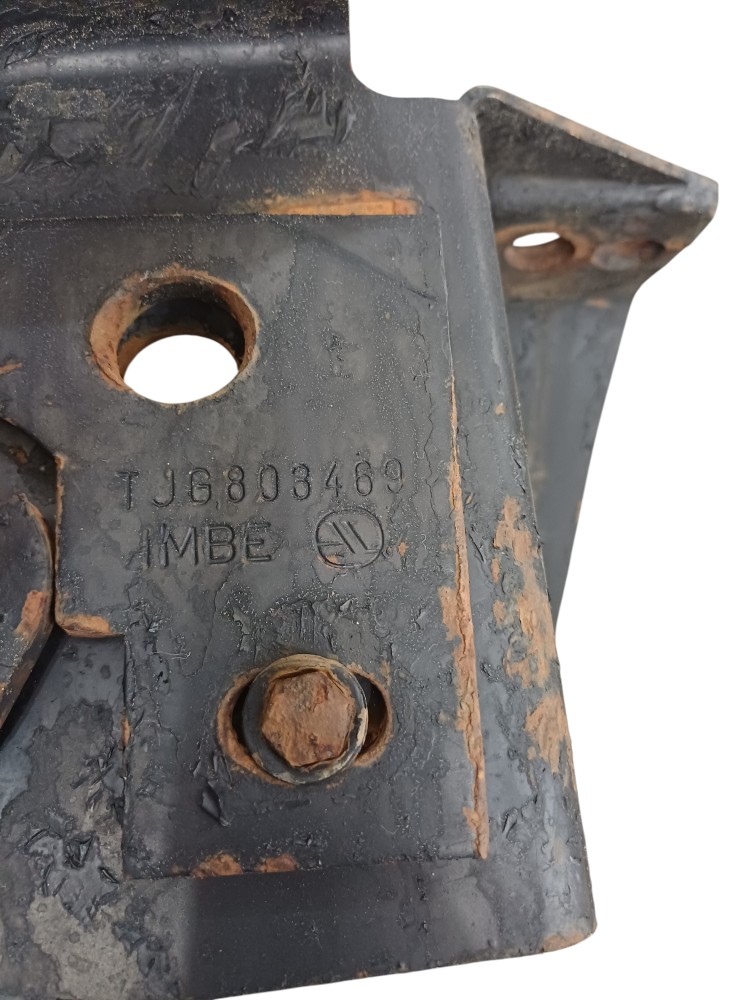 Suporte Estepe Ford Cargo 3