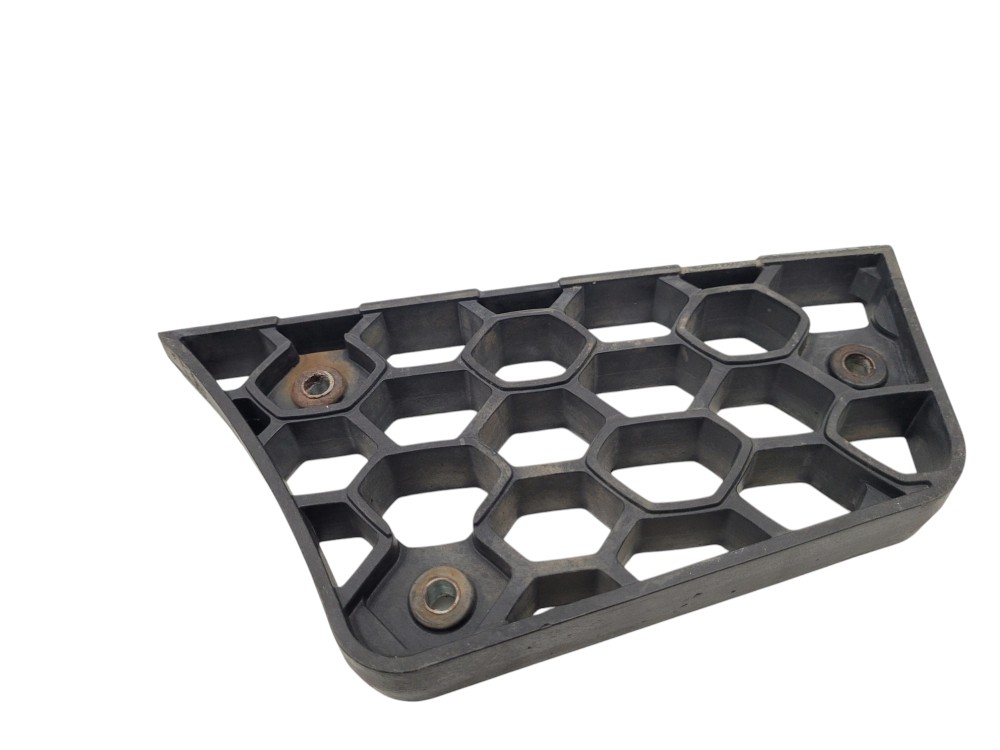 Pisante Estribo Ford Cargo 1319 2