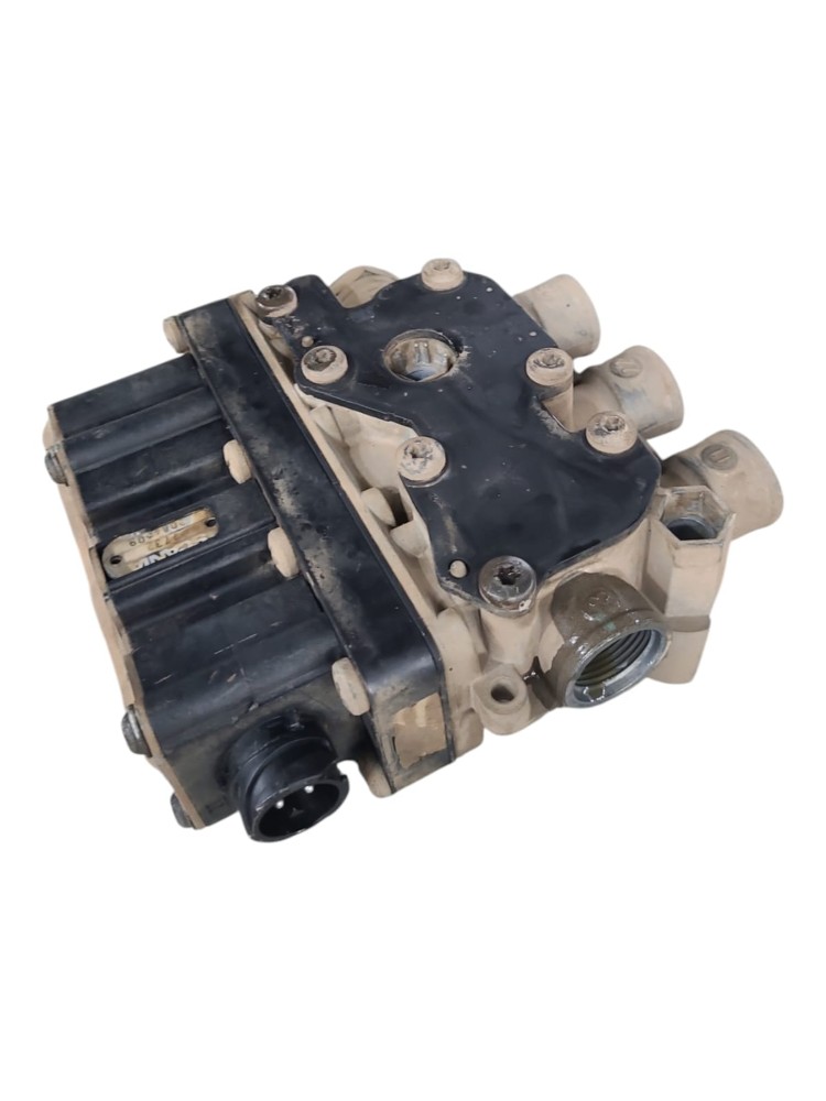 Valvula Solenoide Suspensao Scania 420 2011 O36 6