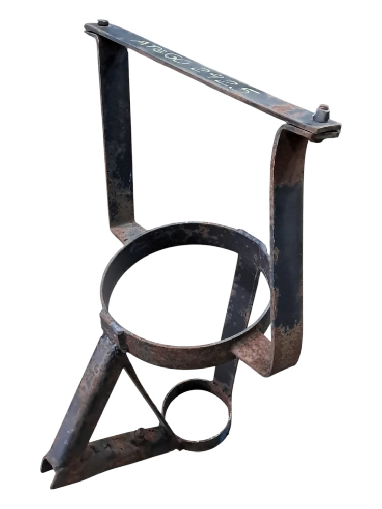 Suporte Cone Sinalizacao Mb Atego 2425 1