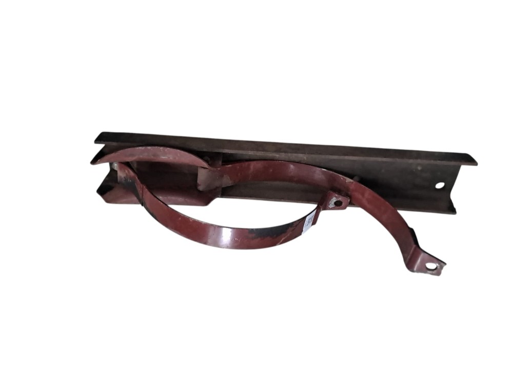 Suporte Tanque Arla Mercedes Benz 3