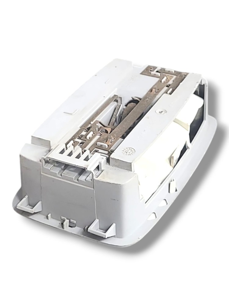 Suporte Luz Interna Scania 158940 8