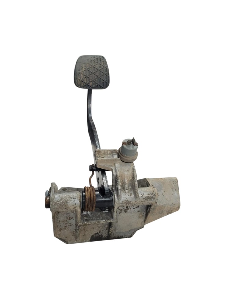 Suporte Pedal Freio Mb 4