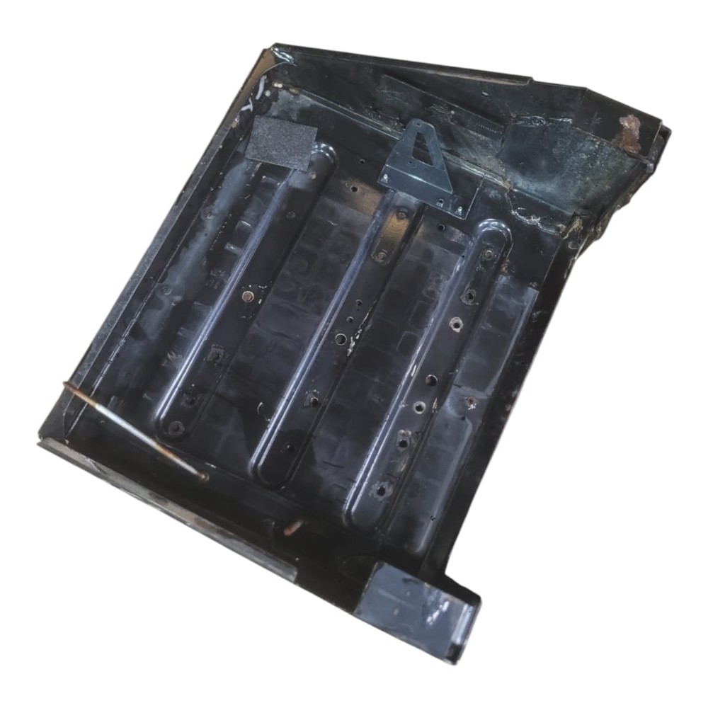 Suporte Caixa Bateria Man Tgx 28.440 2019 A 2020 VM189