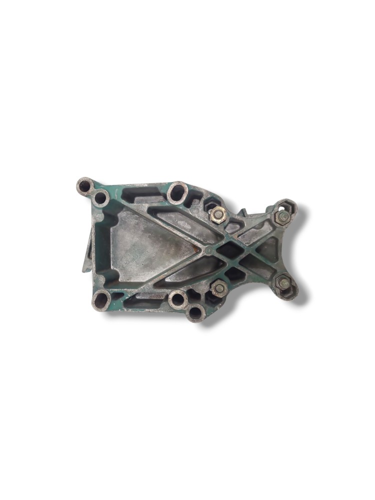 Suporte Polia Helice Motor Volvo 340 4