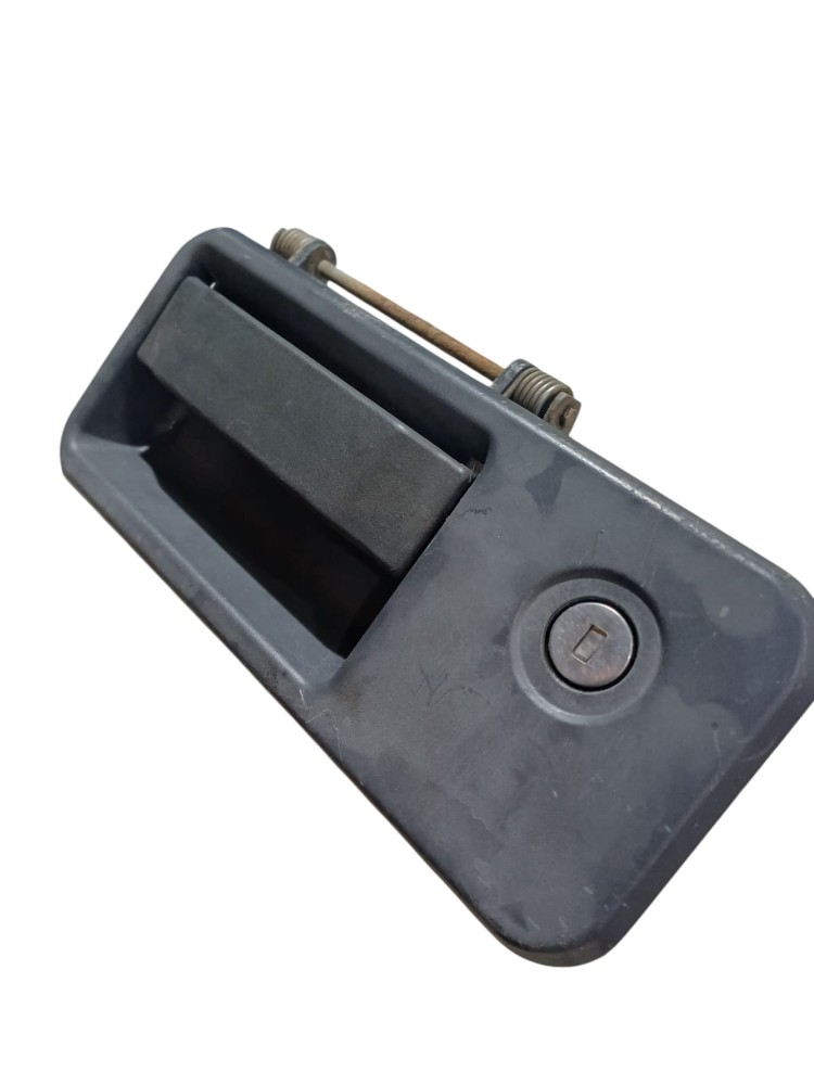 Macaneta Externa Porta Volvo Fh  Dianteiro Direito 2